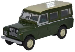 Oxford Diecast 76LAN2002 Land Rover Series II Station Wagon - Green  - 1:76 Scale