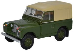 Oxford Diecast 76LR2S006 Land Rover Series II SWB Canvas REME  - 1:76 Scale