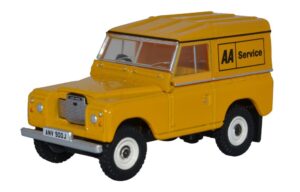 Oxford Diecast 76LR3S002 Land Rover Series III Hard Top AA  - 1:76 Scale