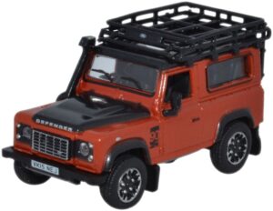 Oxford Diecast 76LRDF008AD Land Rover Defender 90 SW - Phoenix Orange  - 1:76 Scale