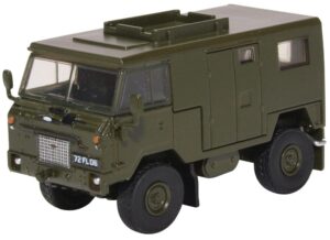 Oxford Diecast 76LRFCS002 Land Rover FC Signals Nato Green  - 1:76 Scale
