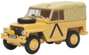 Oxford Diecast 76LRL008 Land Rover Lightweight Gulf War  - 1:76 Scale