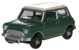 Oxford Diecast 76MN003 Austin Mini - Almond Green/Old Eng White  - 1:76 Scale