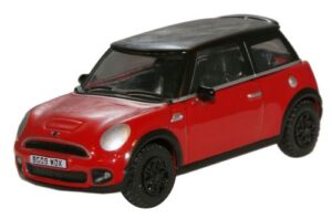Oxford Diecast 76NMN001 BMW Mini - Chilli Red  - 1:76 Scale