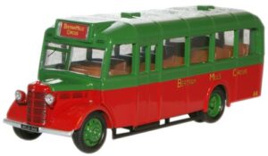 Oxford Diecast 76OWB007 Bedford OWB - Bertram Mills Circus  - 1:76 Scale