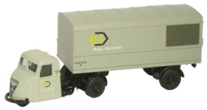 Oxford Diecast 76RAB003 Scammell Scarab Van Trailer - Railfreight  - 1:76 Scale