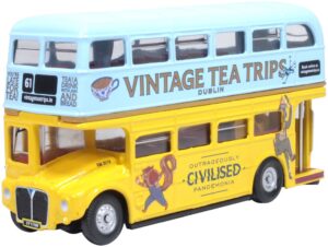 Oxford Diecast 76RM115 AEC Routemaster Vintage Tea Tours  - 1:76 Scale