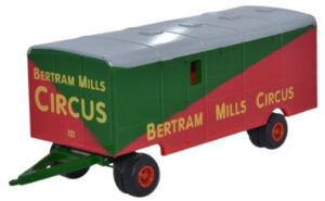 Oxford Diecast 76STR001 Showmans Trailer - Bertram Mills  - 1:76 Scale