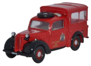 Oxford Diecast 76TIL006 Austin Tilly City of Leeds Fire Brigade  - 1:76 Scale