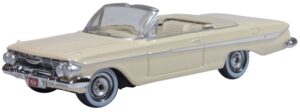 Oxford Diecast 87CI61005 Chevrolet Impala Almond Beige/White 1961  - 1:87 Scale