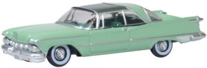 Oxford Diecast 87IC59002 Imperial Crown 2 Door Hard Top 1959 Highland Green/Ballad Green - 1:87 Scale