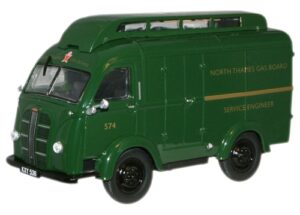 Oxford Diecast AK009 Austin K8 Van - North Thames Gas  - 1:43 Scale
