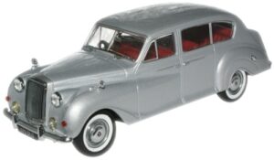Oxford Diecast AP006 Austin Princess (Late) - Moondust Silver  - 1:43 Scale
