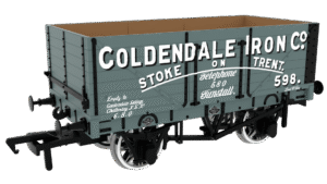 Rapiodo 967250 Goldendale Iron Co. (7-plank, side and end doors) - OO Gauge