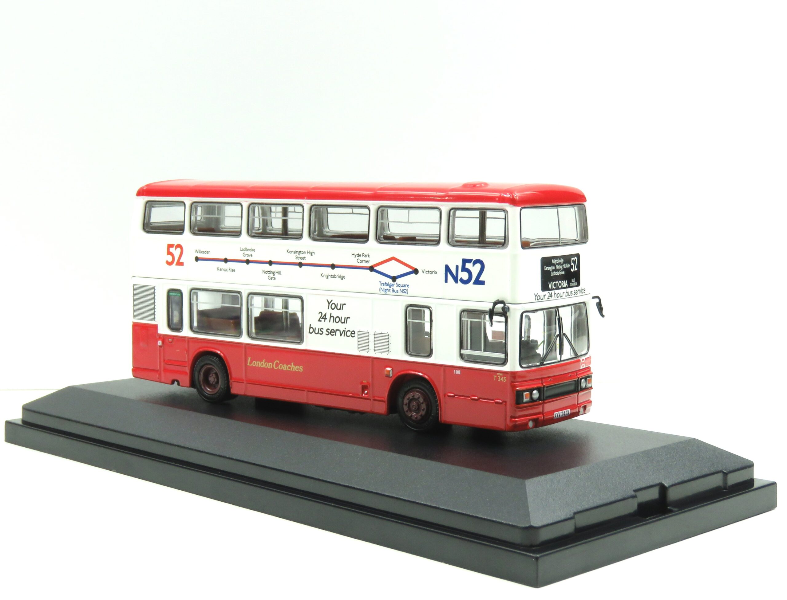 EFE Road E28831 - Leyland Titan B15 London Coaches T343 Route 52 Victoria Bus Station - 1:76 Scale