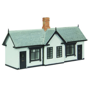 Scenecraft 44-1024W Transport Cottages - White & Black - 1:76 (OO) Gauge