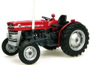 Universal Hobbies UNI 2785 Massey Ferguson 135 (1965) -  1:32 Scale