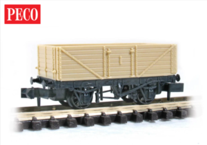 Peco - KNR-48 LMS Goods Brake Van - N Gauge