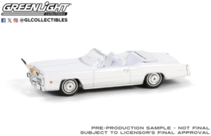 Greenlight - GL30523 1976 Cadillac Eldorado Convertible-White With Bull Horns Hood Ornament 1:64 Scale
