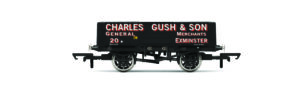 Hornby R60303 Charles Gush and Son 5 Plank Wagon No20 - OO Gauge