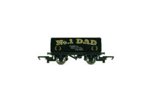 Hornby R60323 2026 Fathers Day Wagon - OO Gauge