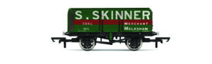 Hornby R60343 SSkinner 7 Plank wagon - OO Gauge
