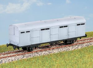 PARKSIDE PC30 OO/HO LNER Extra Long CCT