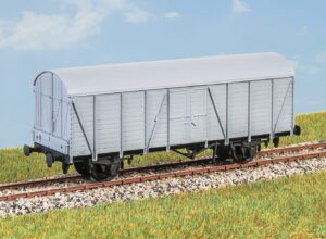 PARKSIDE PC40 OO/HO LMS 4 Wheel Motor Car Van