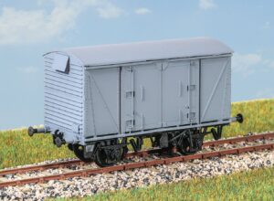 PARKSIDE PC76 OO/HO BR 'Vanwide' with Air Brake FAT19