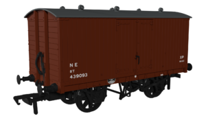 Rapido Trains 930010 GNR 8 Ton Van – NE (post-36) No.439093 OO Gauge