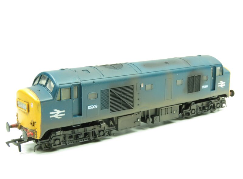 Heljan 23XXP Class 23 D5909 In BR Blue Livery Weathered DCC Ready OO ...