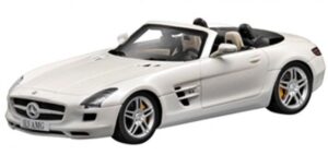 Bburago BUR 30241W Mercedes SLs AMG Roadster - White - 1:43 Scale