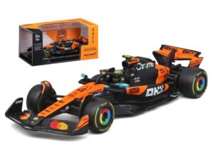 Bburago BUR 38249N McLaren MCL39 #4 Lando Norris 2025 w/Helmet - 1:43 Scale