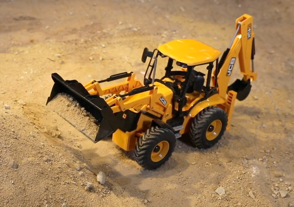 DOUBLE EAGLE E589-003 1:20 RC JCB Backhoe Loader/Digger