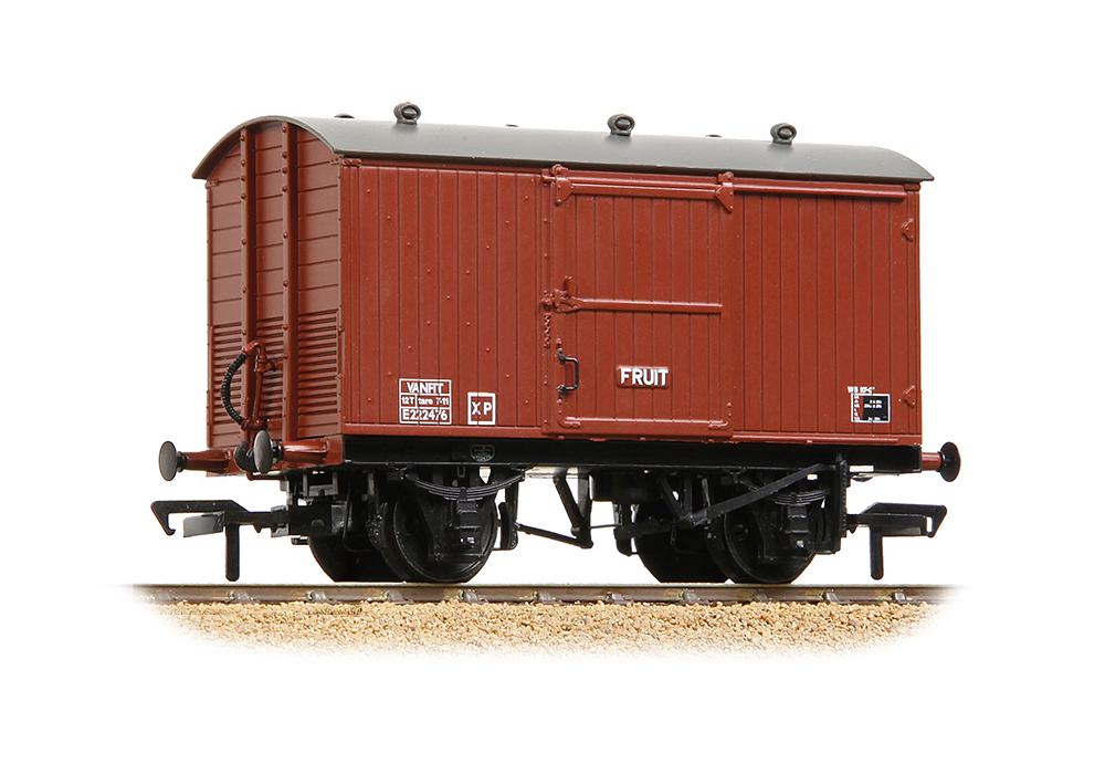 Branchline 38-386A LNER 12T Ventilated Fruit Van BR Bauxite (Late) - OO Gauge