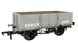 Rapido Trains 824010 SER/SECR 5-plank 10 ton open wagon – SE&CR Wainwright Light Grey No. 8450 OO Gauge