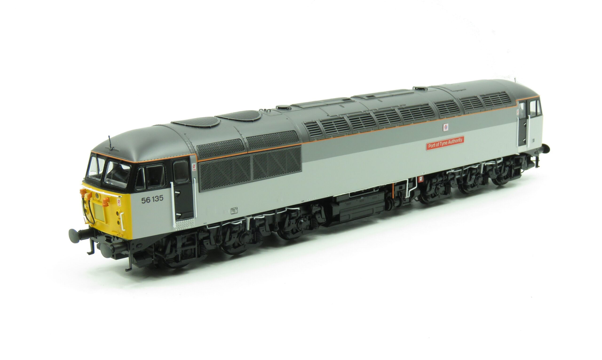 CAVALEX MODELS RRCM-56135-TG CLASS 56 - 56135 - in Triple Grey Livery 'Port of Tyne Authority' OO Gauge DCC READY