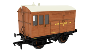Rapido 829015 Metropolitan ‘Evolution’ Horsebox No.5 - OO Gauge