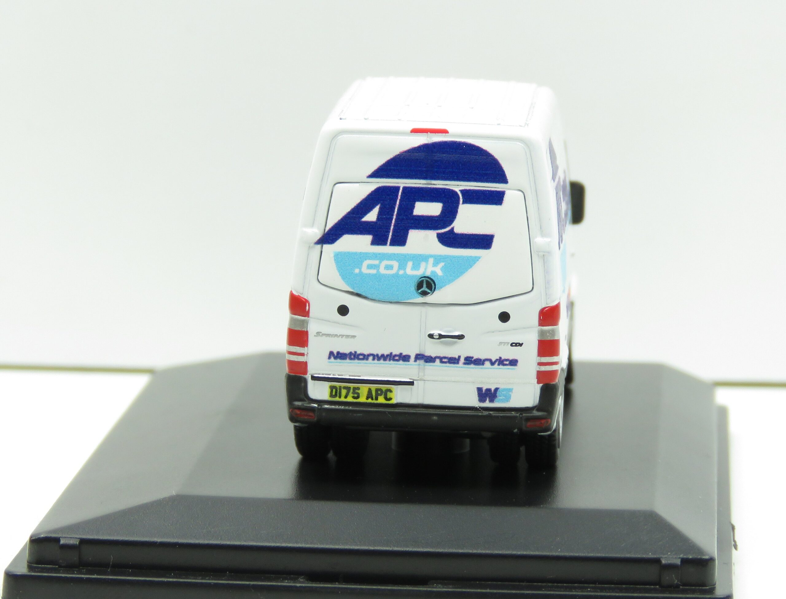 OXFORD DIECAST 76MSV004-APCws MERCEDES SPRINTER VAN APC - WS Holdco Group - 1:76 scale