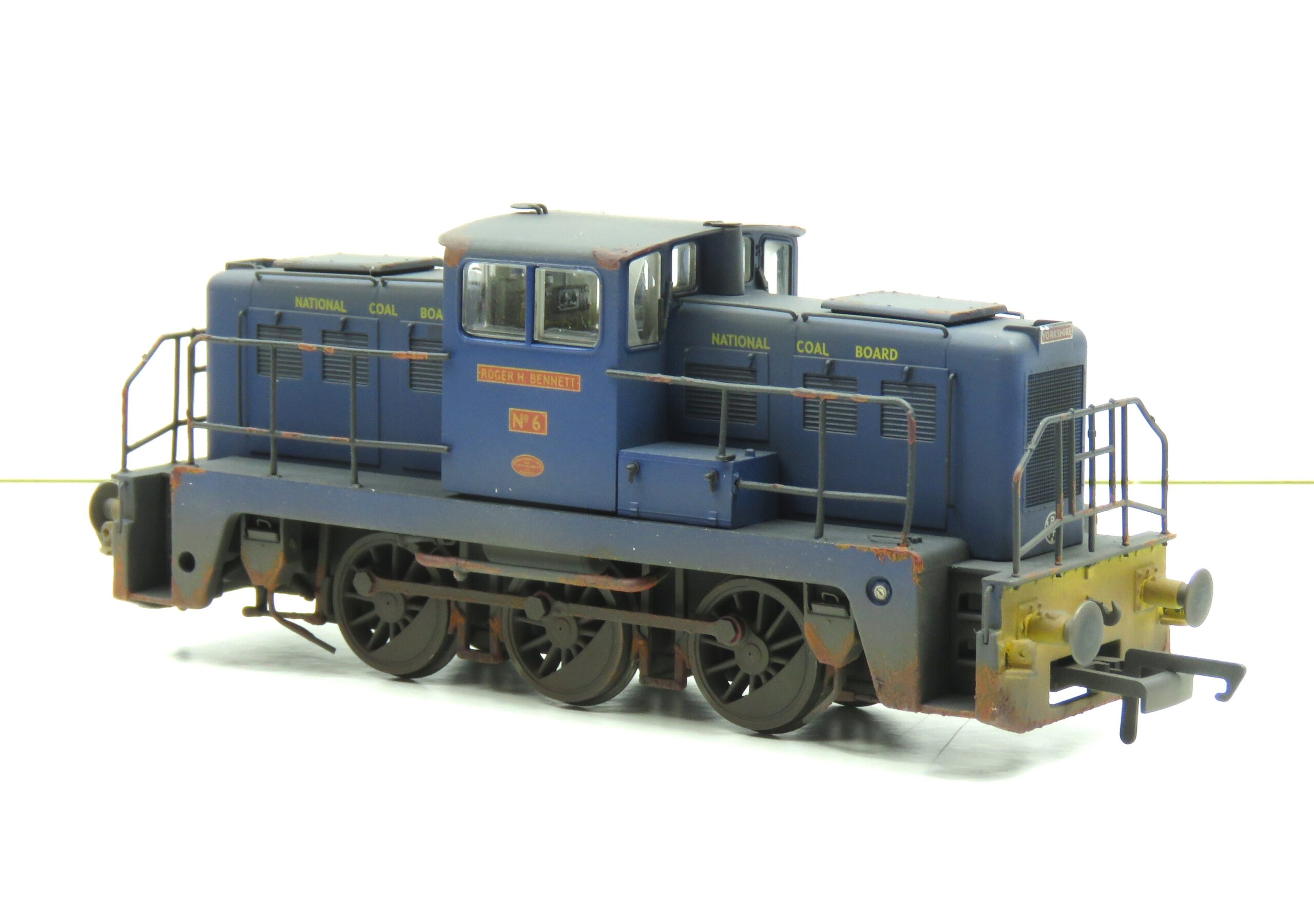 OXFORD RAIL Golden Valley GV2012W Janus 0-6-0 Industrial Loco No 6 Roger H Bennett In NCB Blue Livery Olivia's Weathered OO Gauge DCC READY - OLIVIA's TRAINS Weathering