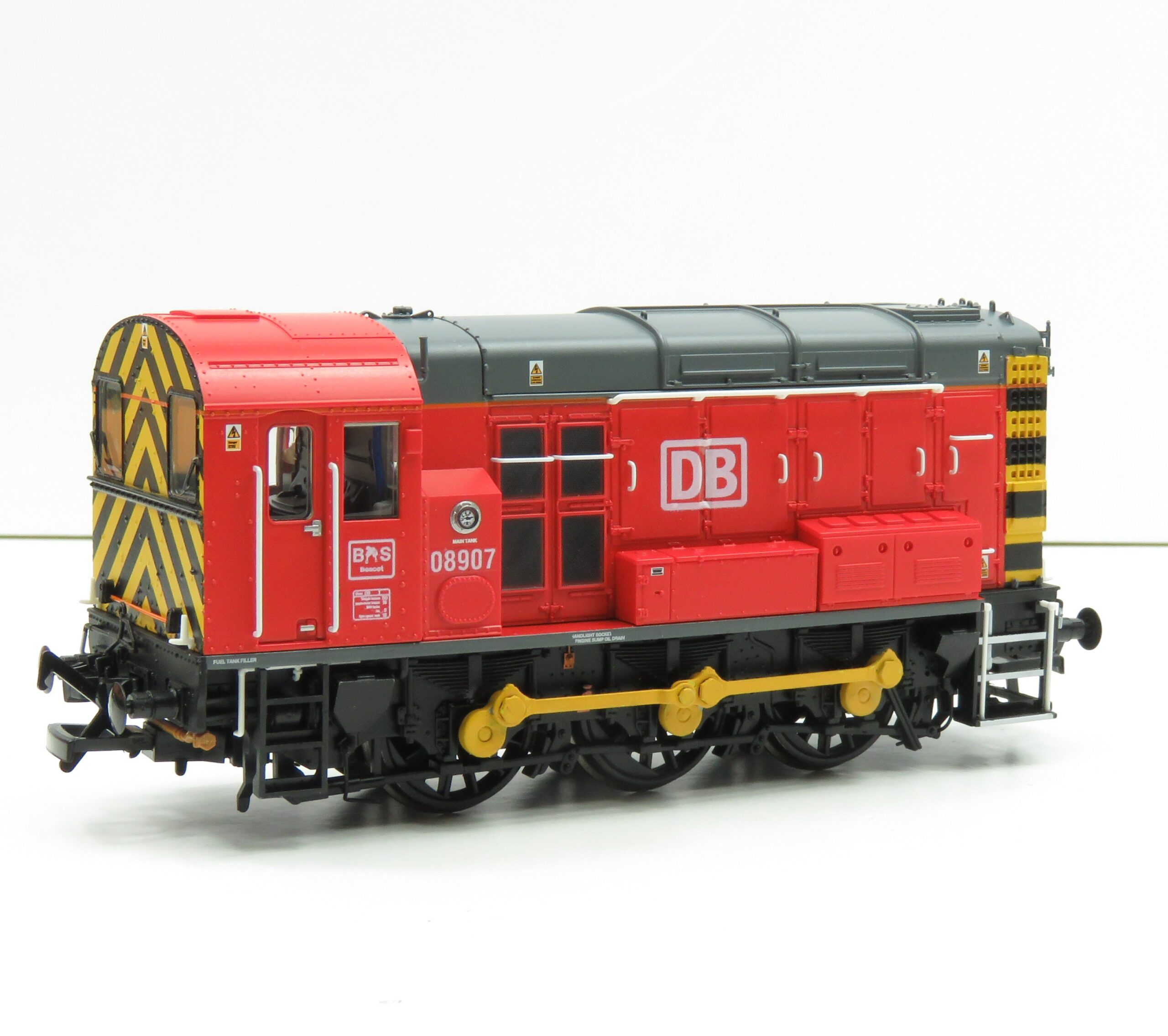 Bachmann RRB08907 Class 08 08907 DB Red OO - Gauge DCC READY / REWORK