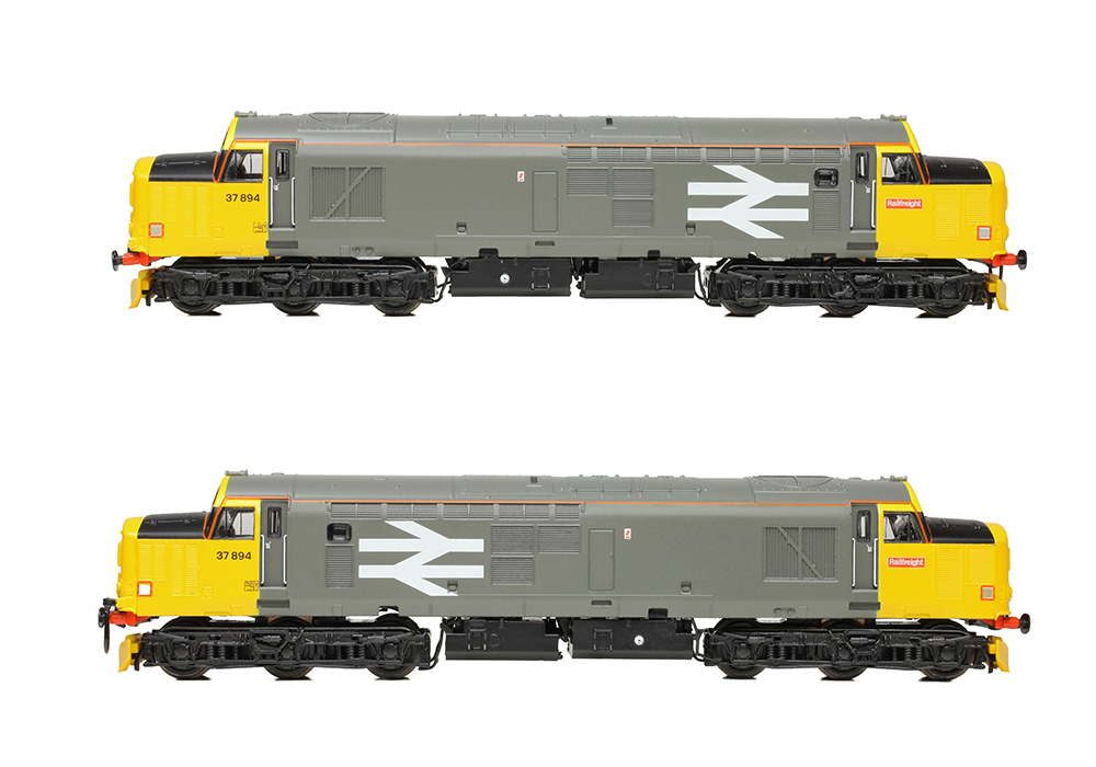 Graham Farish 372-110 Class 37/7 37894 BR Railfreight Grey - N Gauge