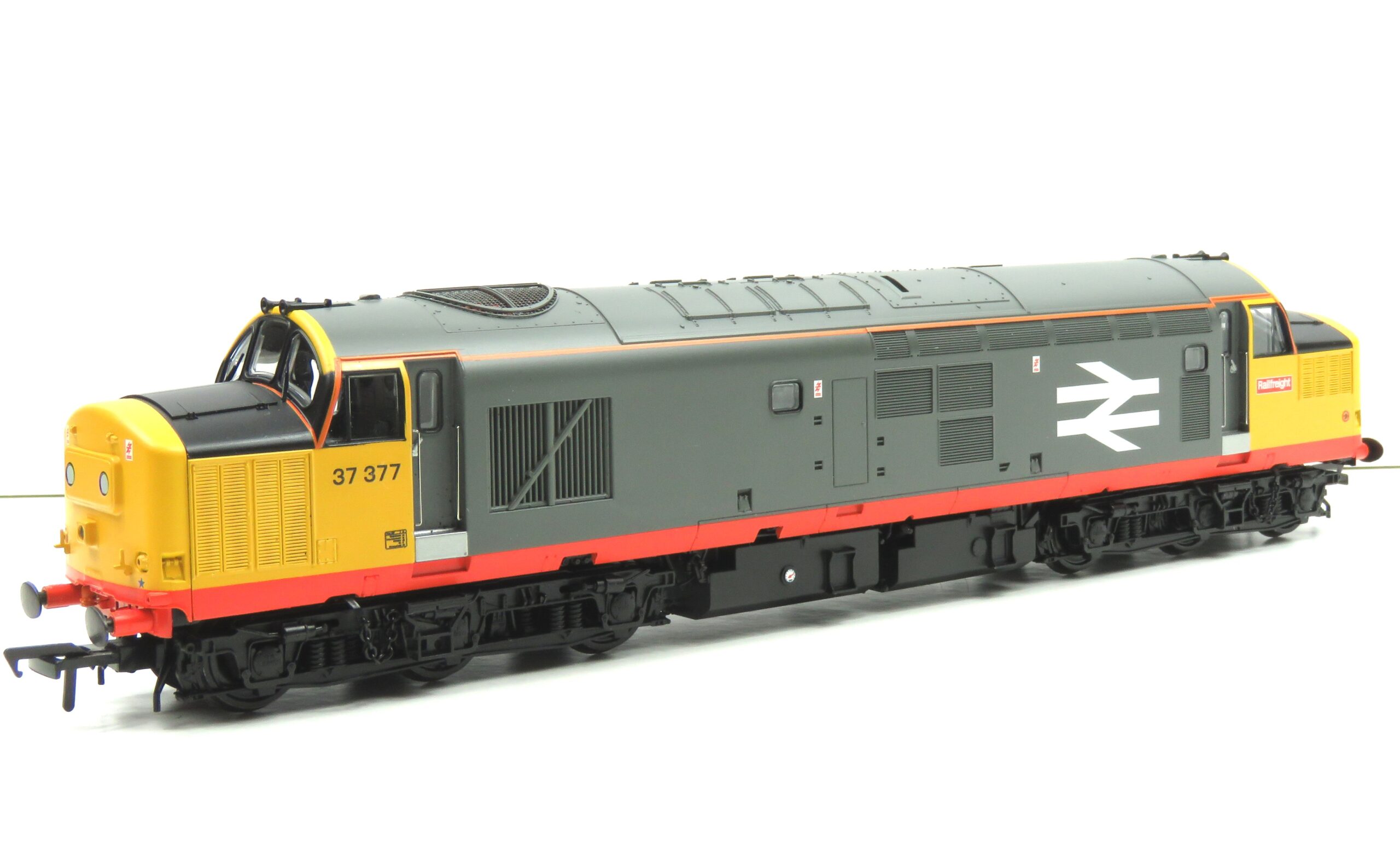 Branchline RRB37377 Class 37/0 Centre Headcode 37377 BR Railfeight (Red Stripe) OO Gauge DCC READY REWORK