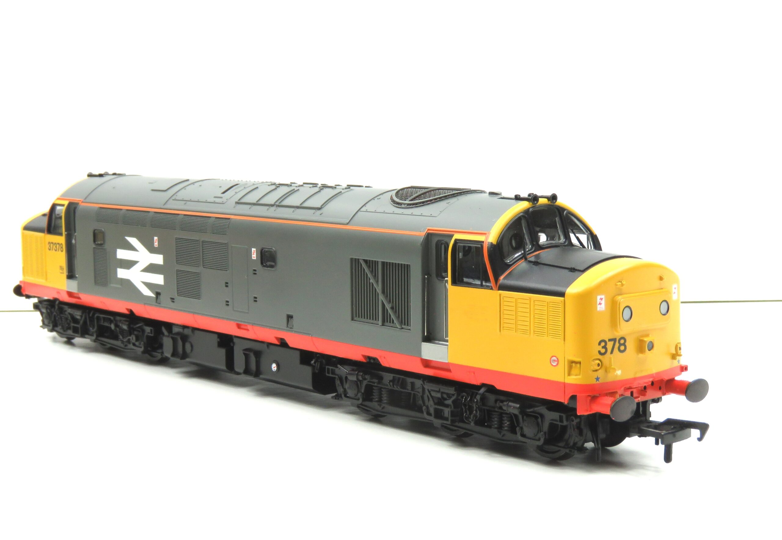 Branchline RRB37378 Class 37/0 Centre Headcode 37378 BR Railfeight (Red Stripe) OO Gauge DCC READY REWORK