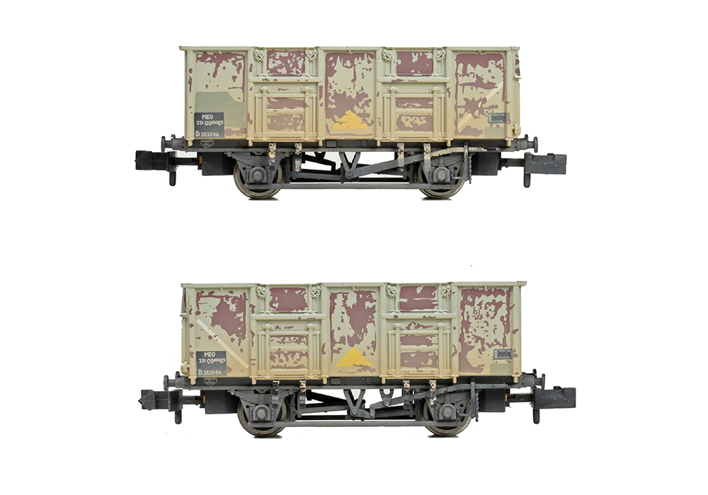 Graham Farish 378-052A BR 24.5T Mineral Wagon BR Grey (TOPS) WEATHERED - N Gauge