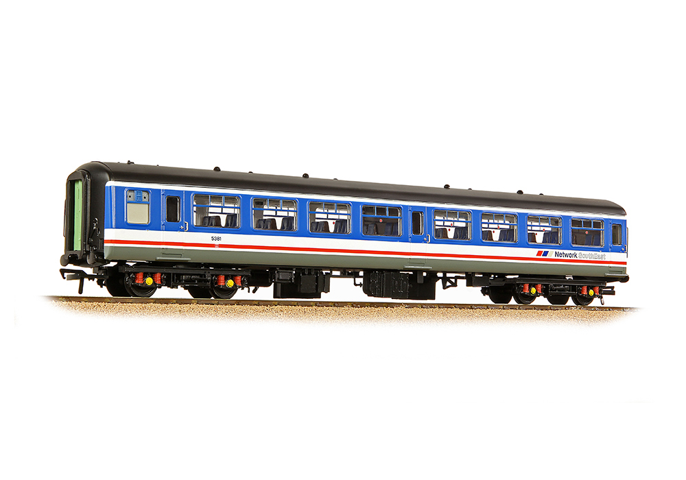 Branchline 39-363B BR Mk2A TSO Tourist Second Open BR Network SouthEast (Original) - OO Gauge