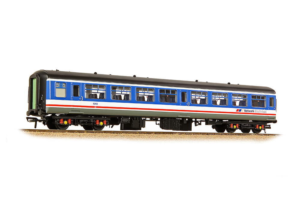 Branchline 39-363C BR Mk2A TSO Tourist Second Open BR Network SouthEast (Original) - OO Gauge