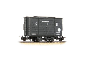 Narrow Gauge 393-129 RNAD Van SB Banana Van - OO9 Gauge