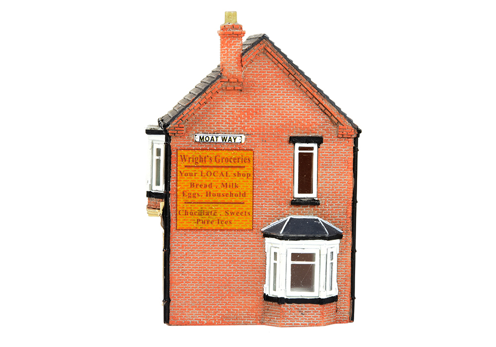 Scenecraft 42-0046 Corner Store - 1:148 (N) Gauge