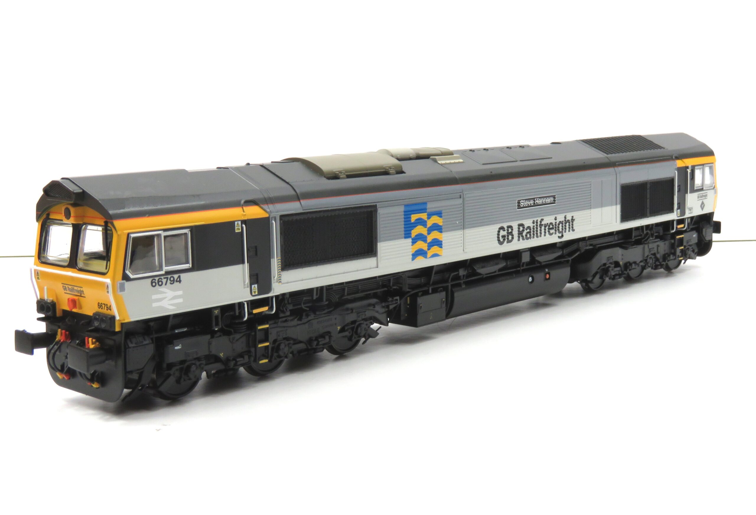 Accurascale ACC3030-DCCP Class 66 - GBRf Triple Grey 66794 Steve Hannam - DCC Sound Fitted - OO Gauge Limited Edition PREOWNED